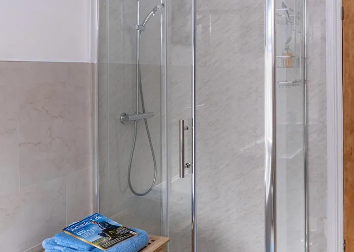 Aire Vue - * Skipton