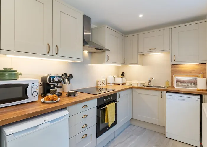 Aire Vue - * Skipton